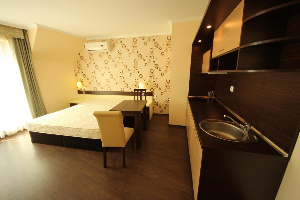 Menada Apartments In Grand Hotel Sweti Wlas Zimmer foto